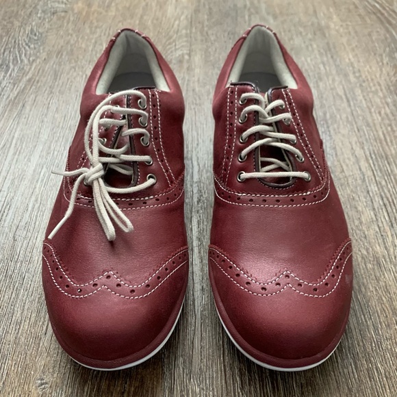 FootJoy LoPro Collection Golf Shoes Size 6.5 - Picture 3 of 9